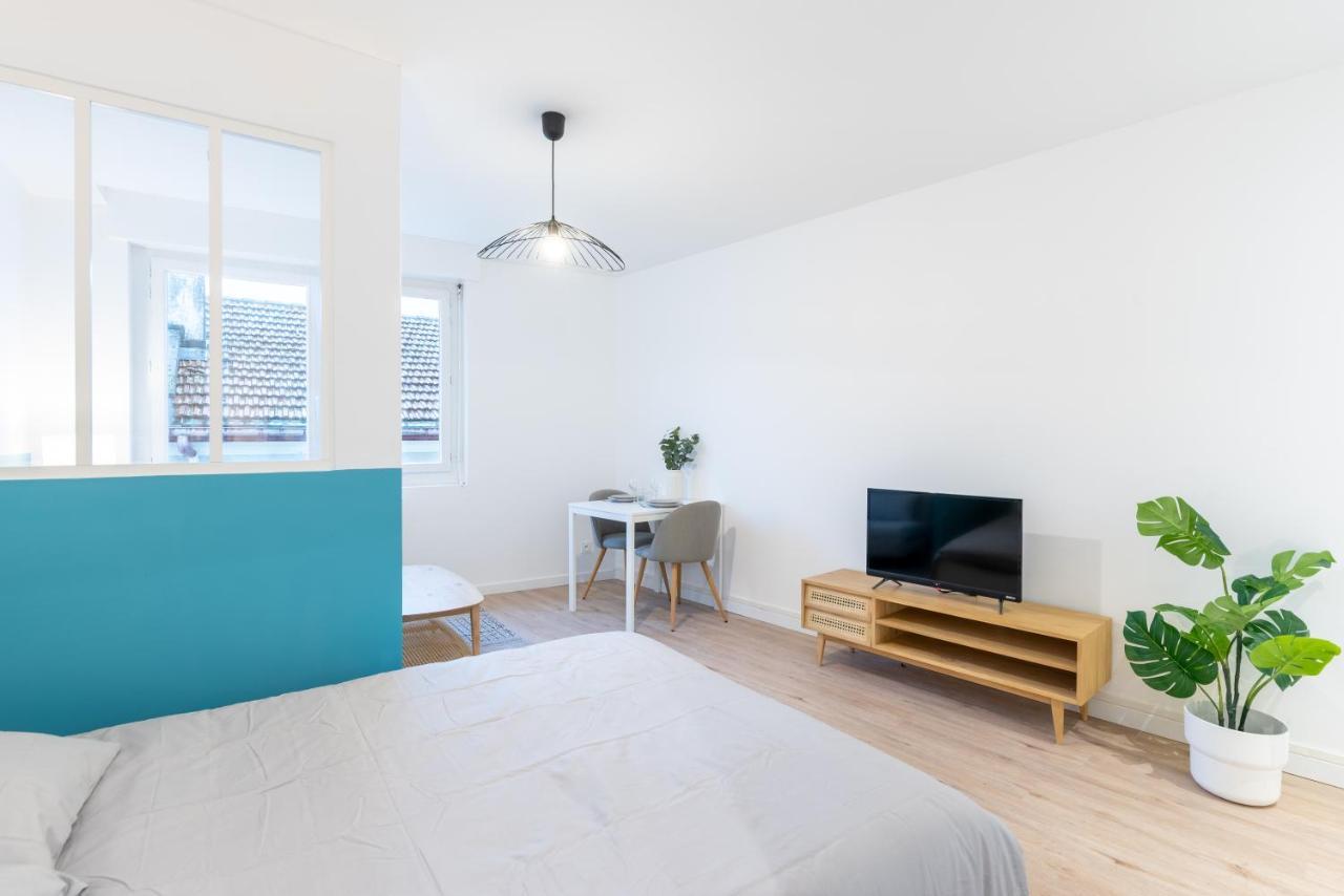 H S H Conciergerie Dax Apartment Exterior foto